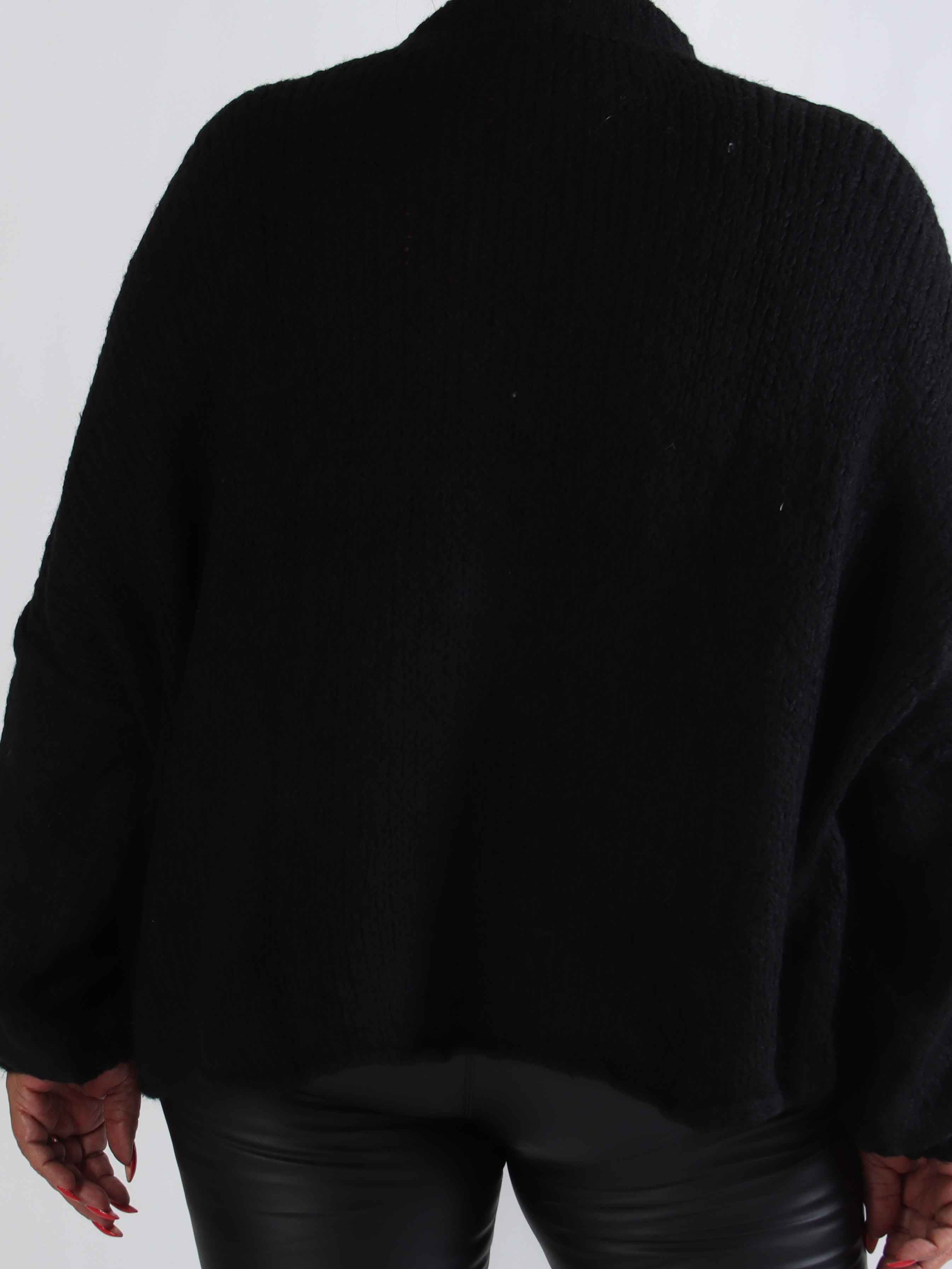 Olrun - Plus size strikcardigan med ballonærmer og guld knapper